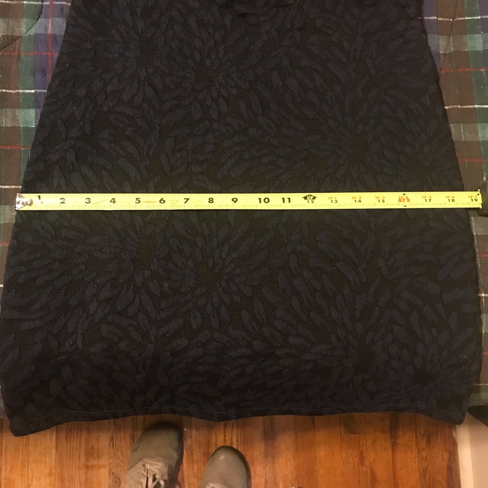 🌟NWOT!!! 🌟 Hutch Textured Midi Bell Sleeve Dress - Picture 8 of 8